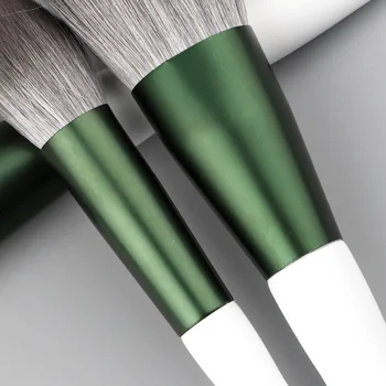 12pcs Grims Delikatesi, Zaļā un Baltā Sukas Komplekts Ultrasoft Pulveris Fonds Sajaukšanas Acu Ēnas Kosmētikas Make Up Brush Tool 4